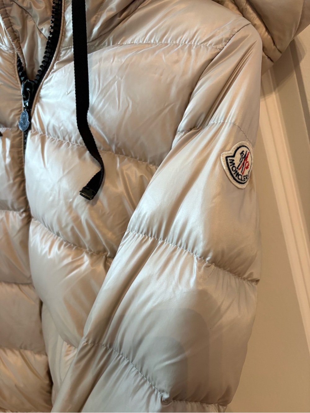 Moncler Serinde Giubbotto Jacket - Picture 4 of 8